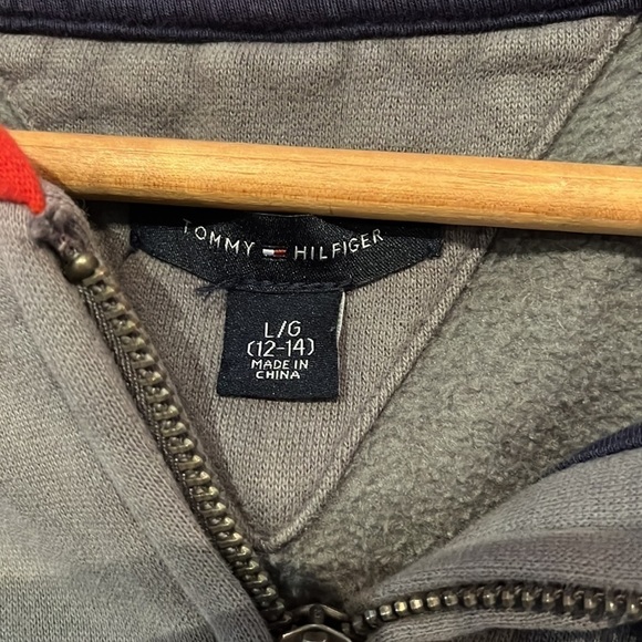 Tommy Hilfiger Kids Zip Up Hoodie Size 12-14 - Picture 4 of 6